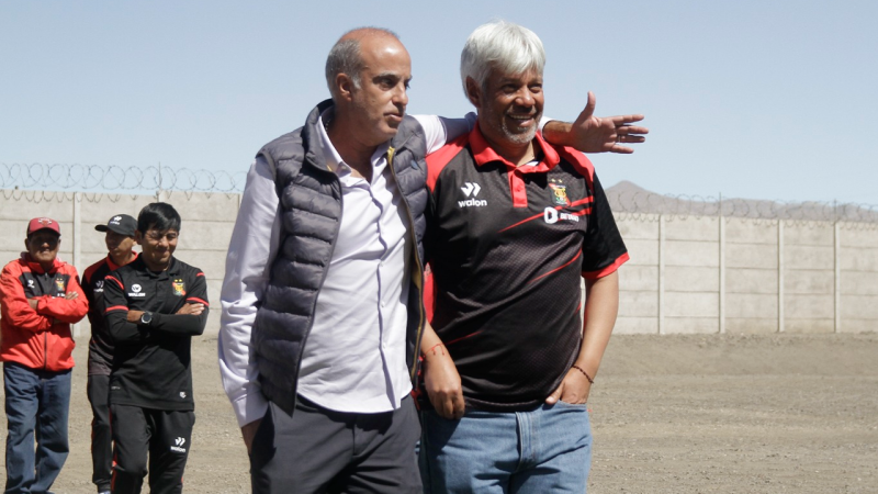 Valencia podría seguir como DT del equipo profesional de Melgar el 2025